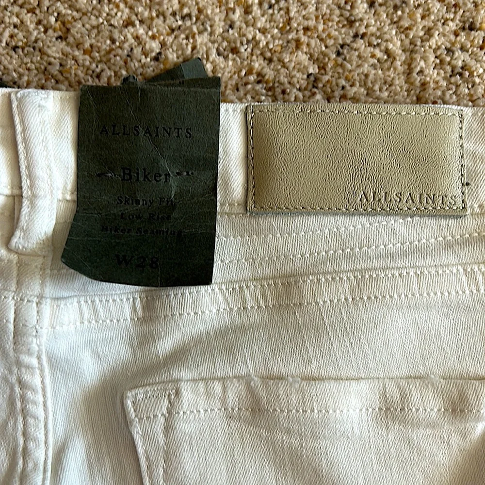 Allsaints NWT Off White Skinny Fit Low Rise Biker Seaming Cropped Pants **Sz 28* - Picture 7 of 8